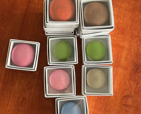 Thẻ nhựa macaron thân thiện với môi trường với in tùy chỉnh và thiết kế minh bạch cho bao bì thực phẩm